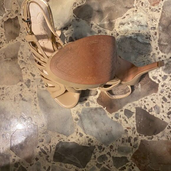 Jessica Simpson Beige Platform heels, size 7 - Picture 5 of 5
